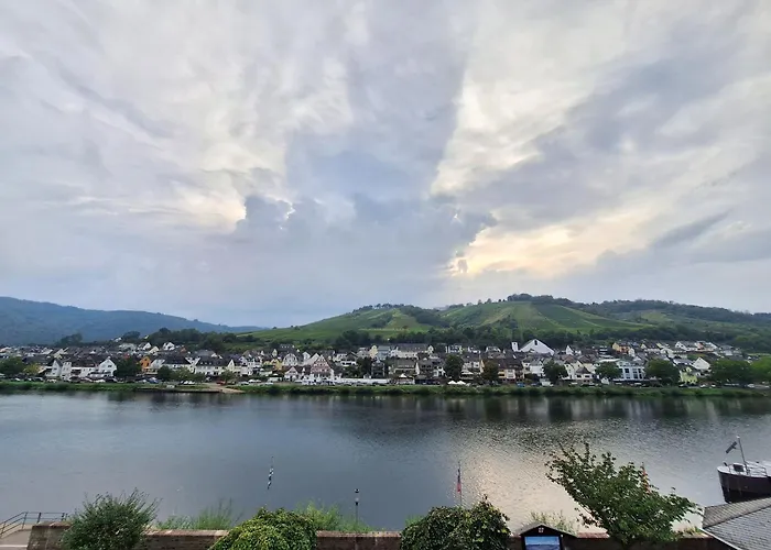 Mosel View Old Town Apartments