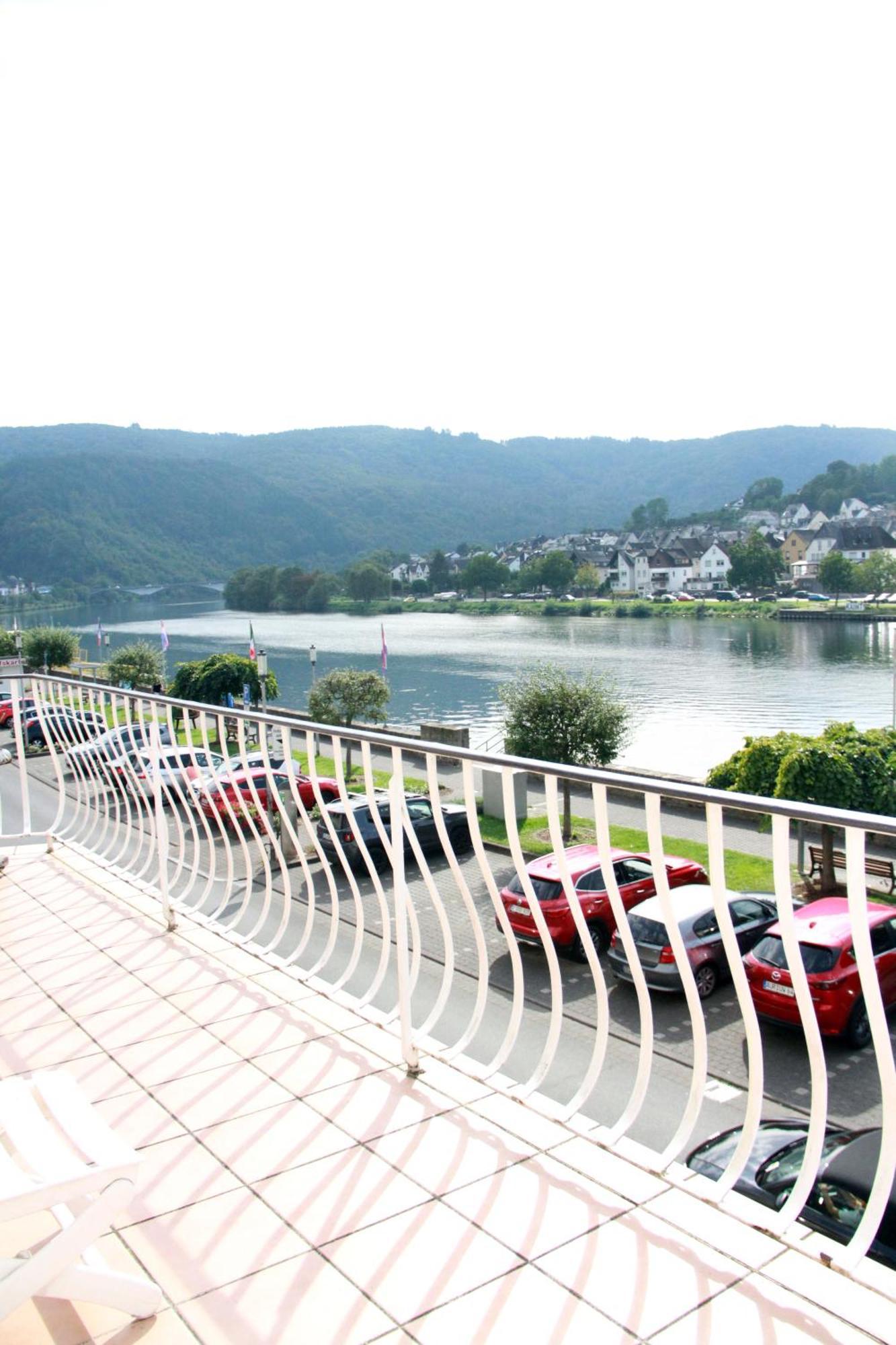 Mosel View Old Town Apartment Zell